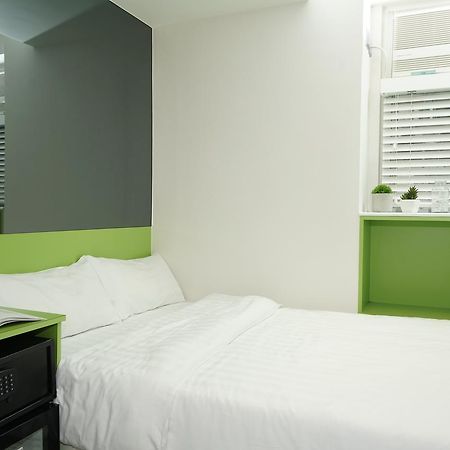 Pop Inn Гонконг Экстерьер фото