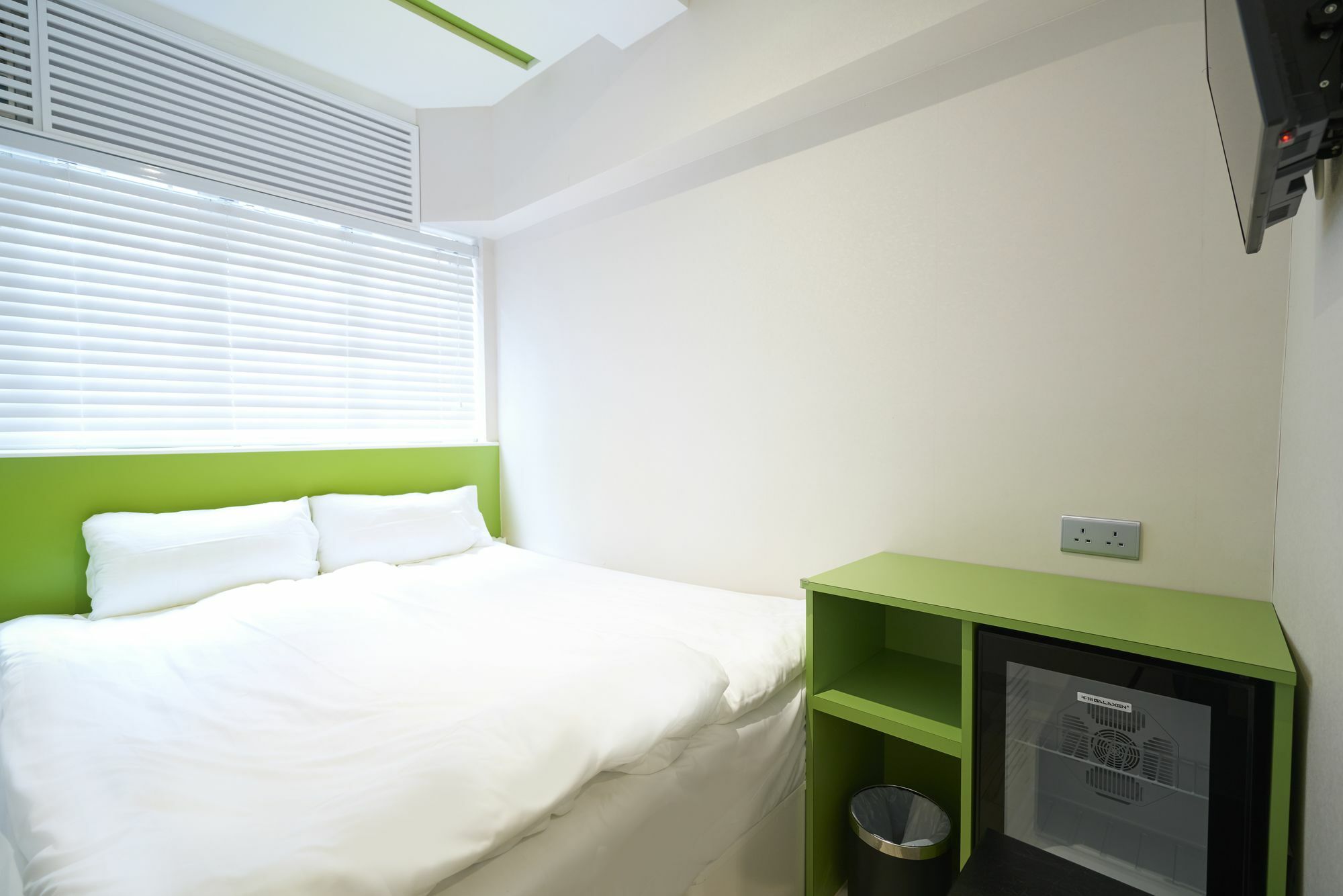 Pop Inn Гонконг Экстерьер фото